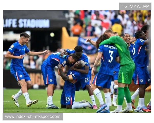 切尔西防线前压成功