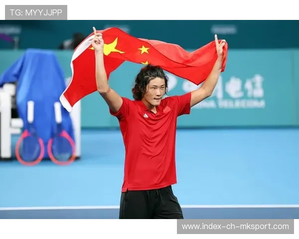 网球底线抽击火力全开:打造你的强力战术核心 网球底线抽击火力全开:打造你的强力战术核心